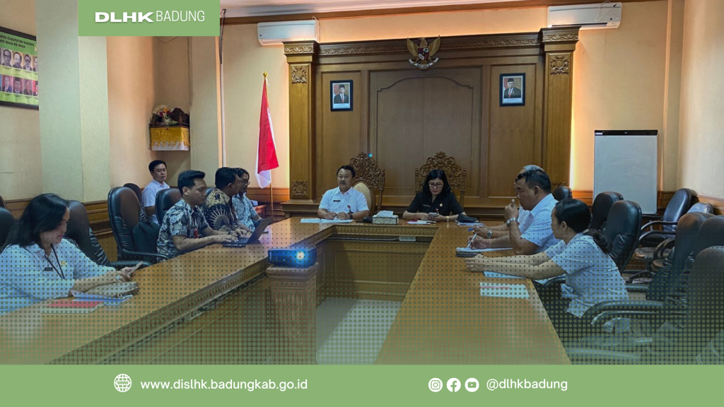 Rapat Mediasi Terkait Tempat Pembuangan Sampah Liar di Areal Desa Kampial dan Bualu